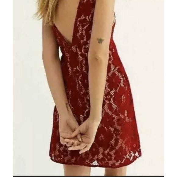Free People Womens Dangerous Love Red Lace Mini Slip Dress V Neck size 2 - Picture 2 of 15